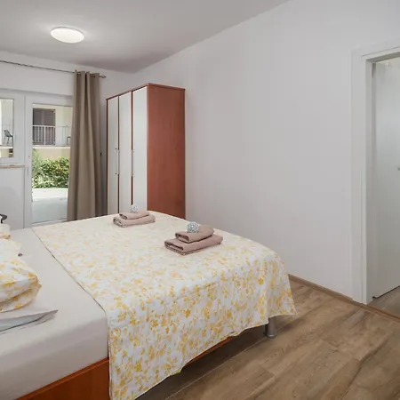Anelli Villa *